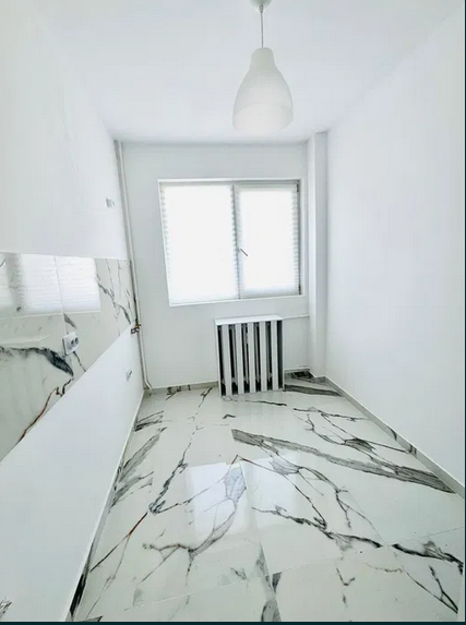 Titan, bloc 1980, 5 minute metrou 1 Decembrie 1918